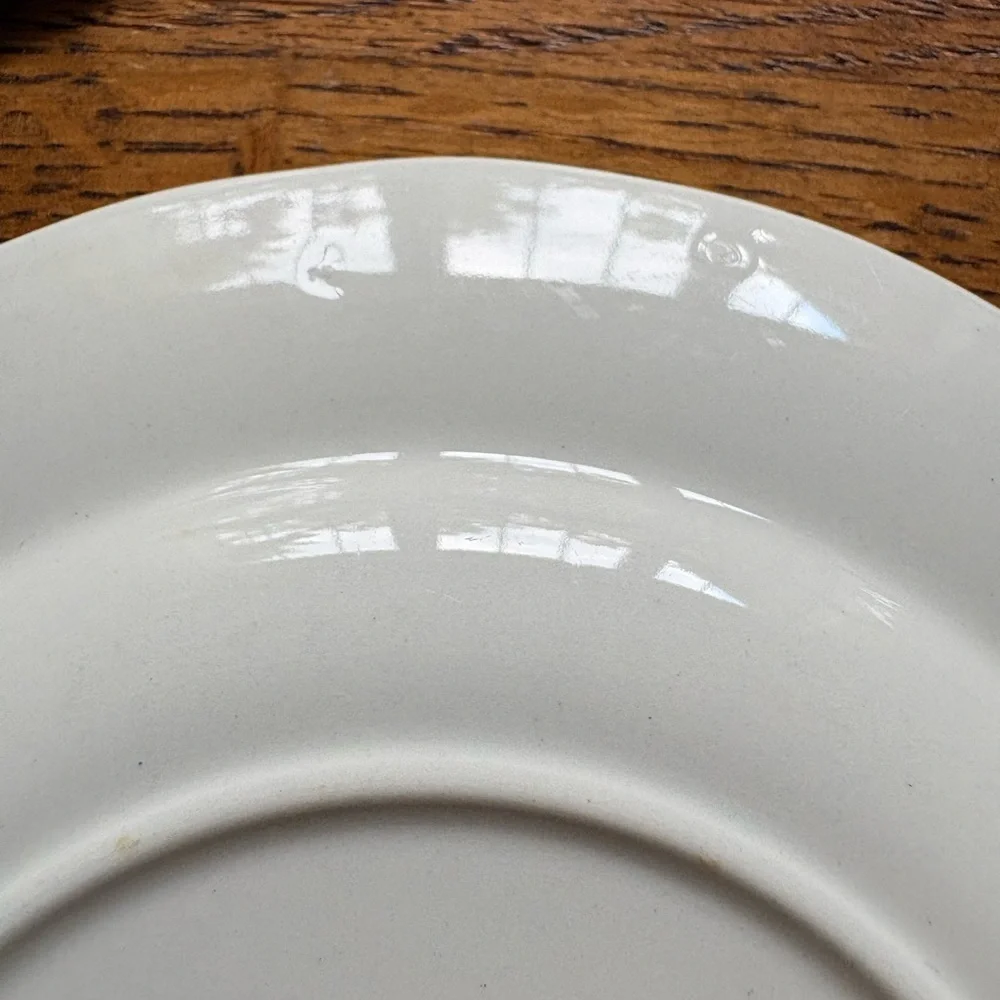 J&G Meakin Royal Staffordshire Heirloom Ironstone white set of 4 Plates ~7 in